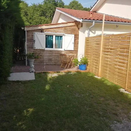 Lejlighed Petite Habitation Meublee